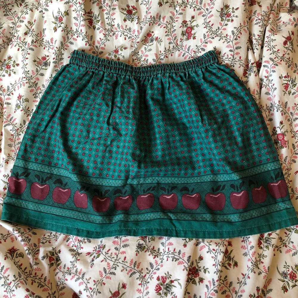 Vintage apple print plaid vibes miniskirt